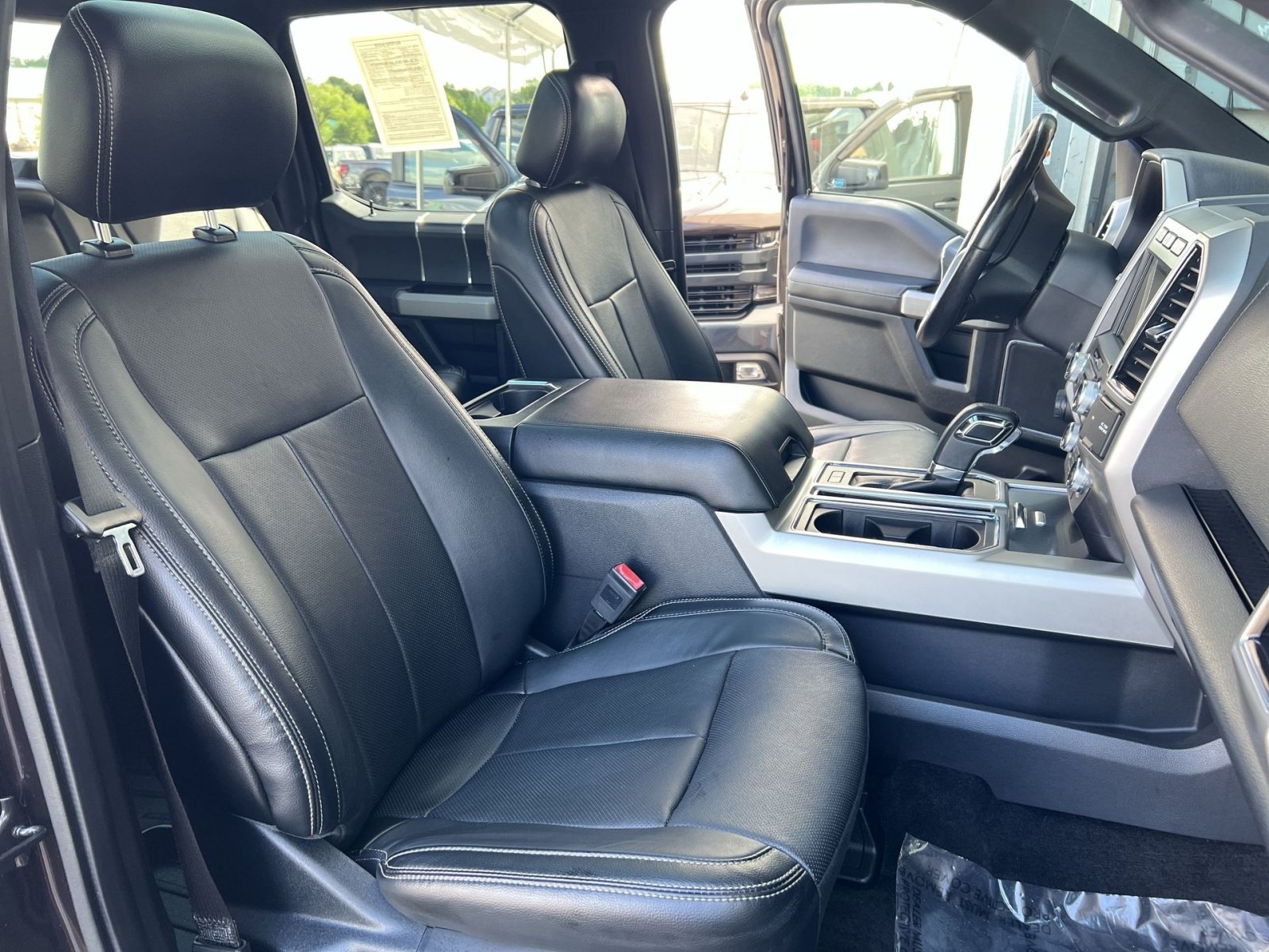 Certified 2018 Ford F150 Lariat w/ Equipment Group 502A Luxury AWD/4WD image 36
