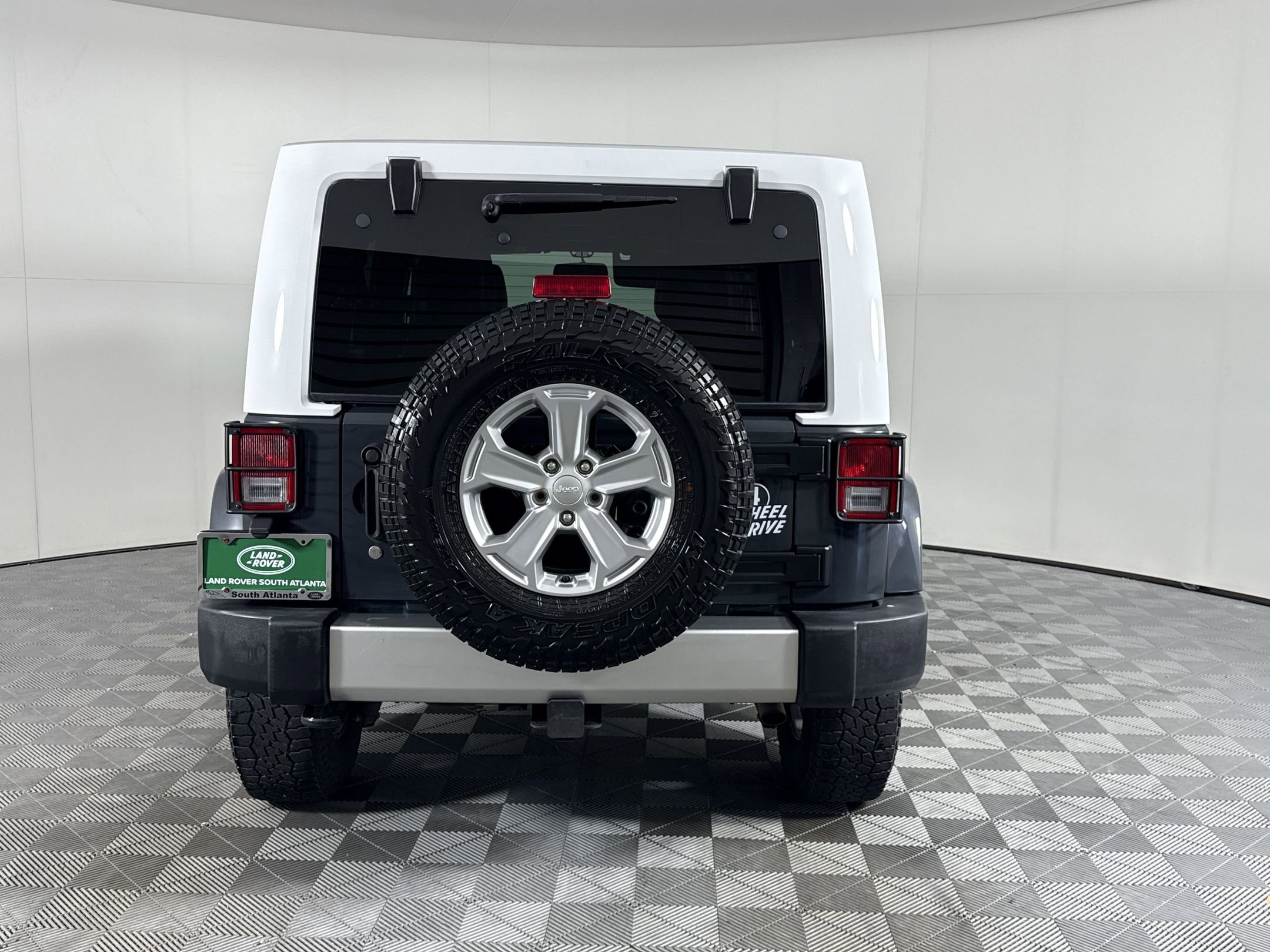 Used 2017 Jeep Wrangler Unlimited Sahara w/ Quick Order Package 24E Chief AWD/4WD image 10