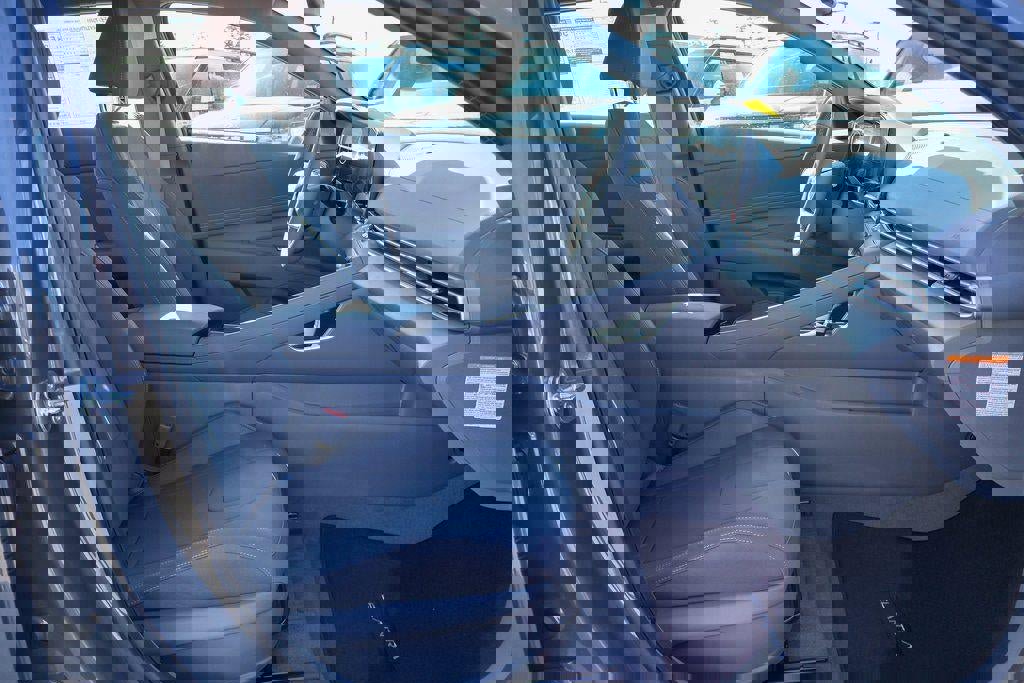 New 2026 Hyundai Elantra Sport image 8