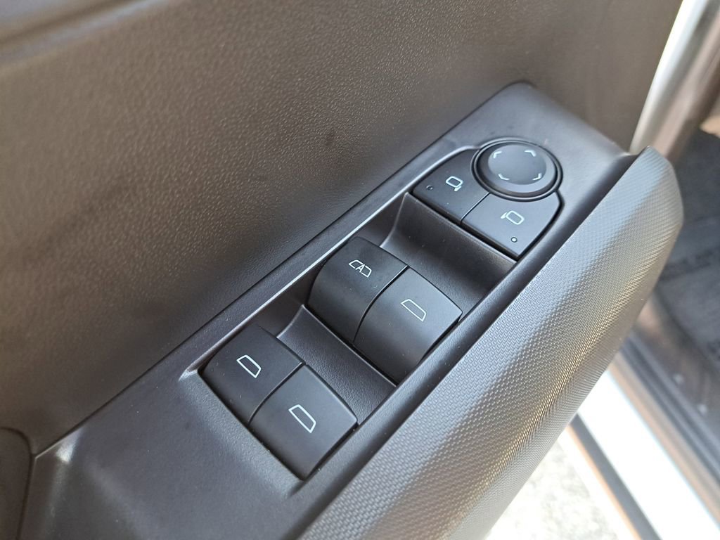 Used 2025 GMC Canyon Elevation image 14