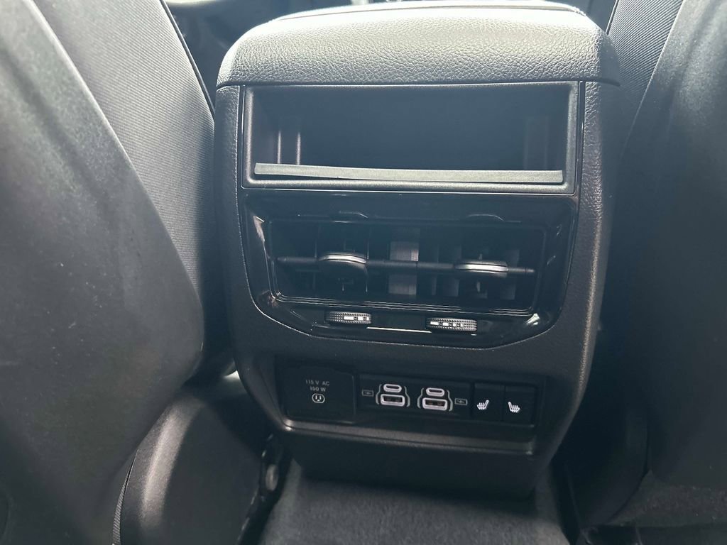 Used 2022 Jeep Grand Cherokee Overland image 17