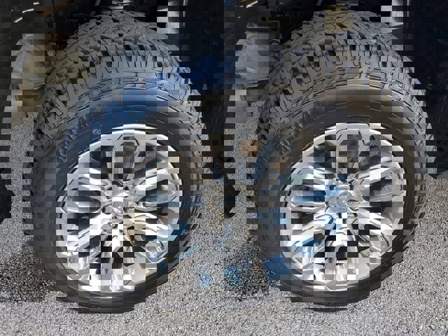 Used 2023 RAM 1500 Laramie image 9