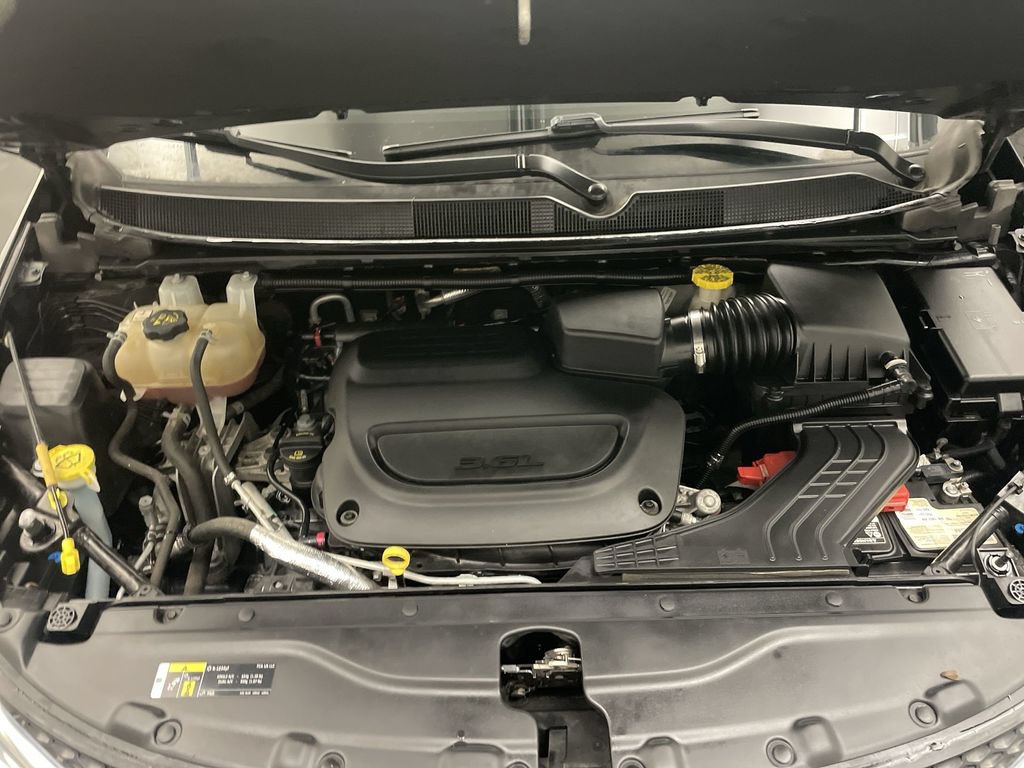 Used 2019 Chrysler Pacifica Touring-L Plus FWD image 23