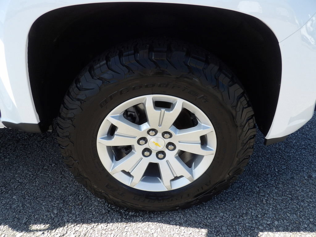 Used 2022 Chevrolet Colorado LT w/ Fleet Safety Package RWD image 46