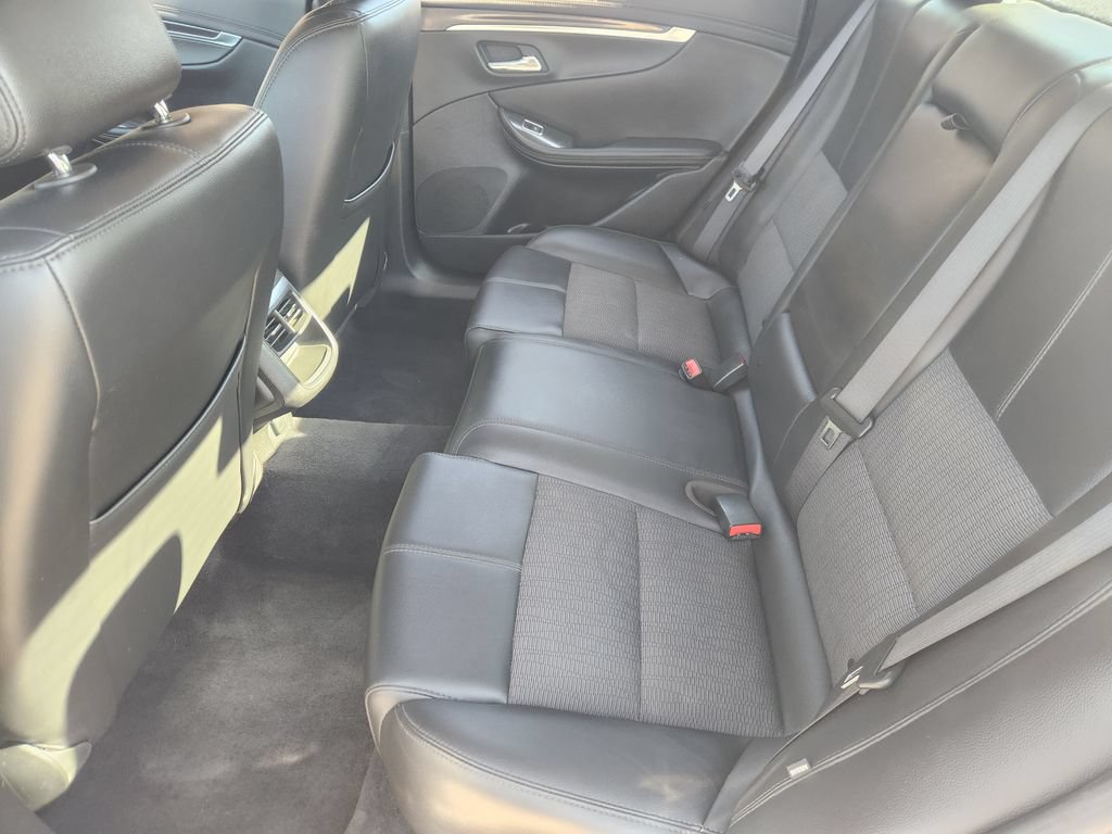 Used 2020 Chevrolet Impala LT FWD image 21