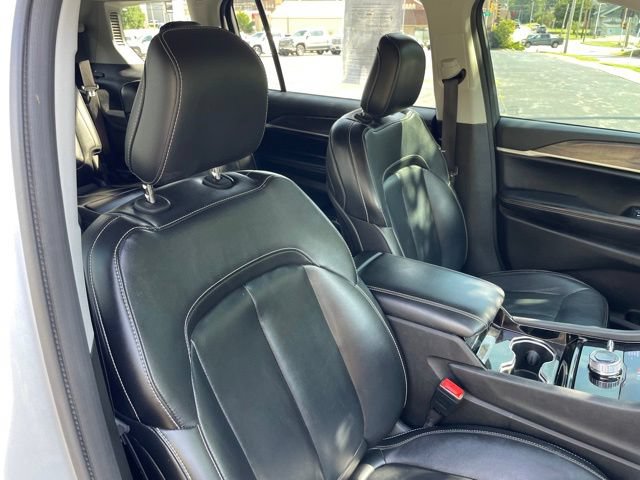 Used 2021 Jeep Grand Cherokee L Limited AWD/4WD image 34