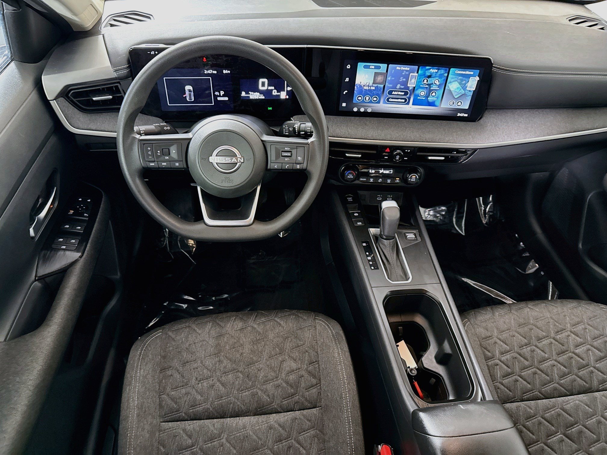 Used 2026 Nissan Kicks SV FWD image 17