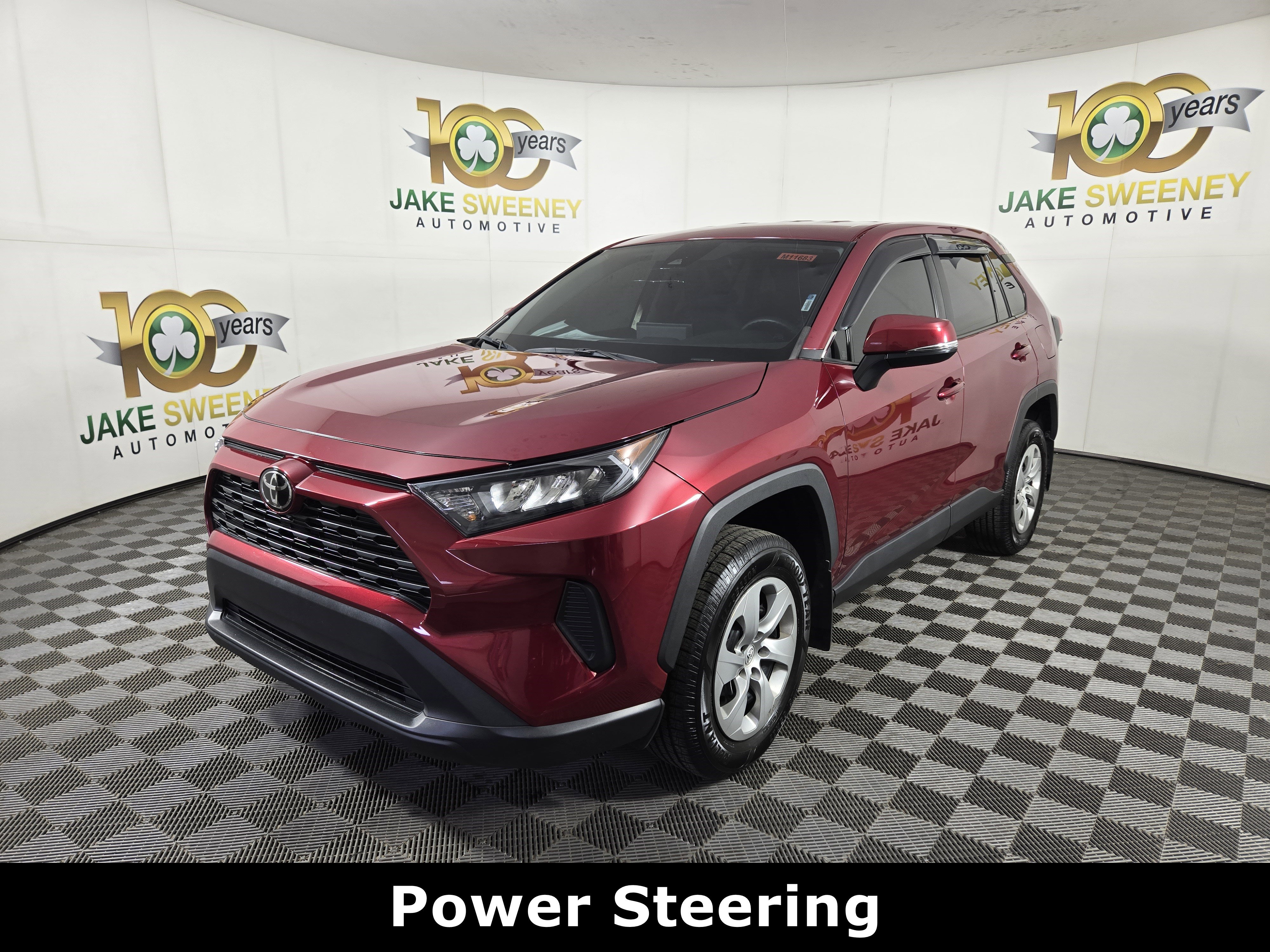 Used 2022 Toyota RAV4 LE AWD/4WD image 4