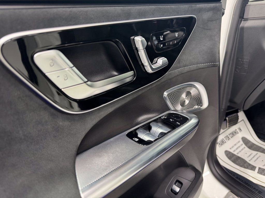 Used 2024 Mercedes-Benz EQE AMG 4MATIC SUV image 6