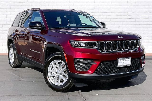 New 2026 Jeep Grand Cherokee Laredo image 14