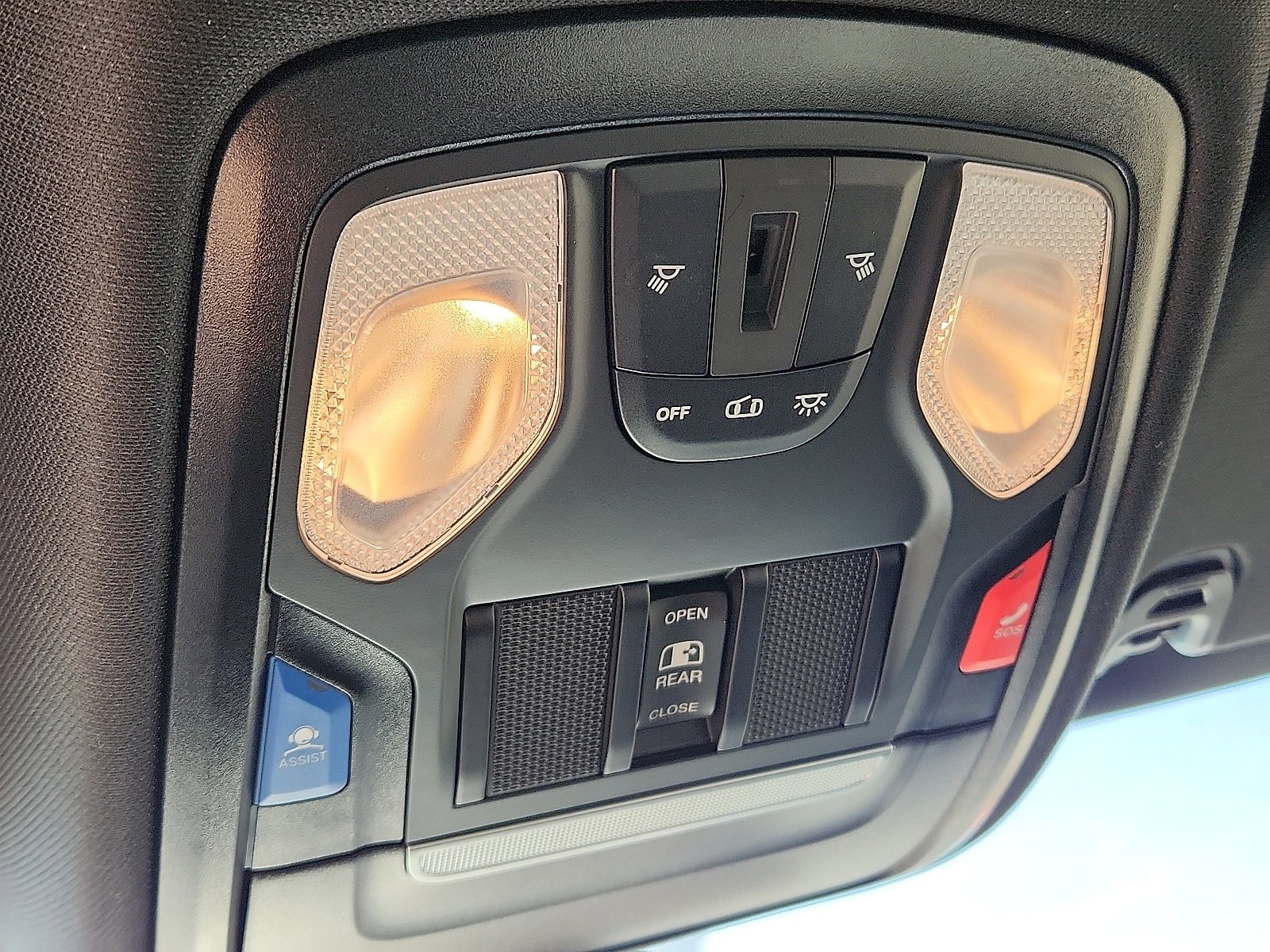 Used 2024 RAM 1500 Lone Star image 20