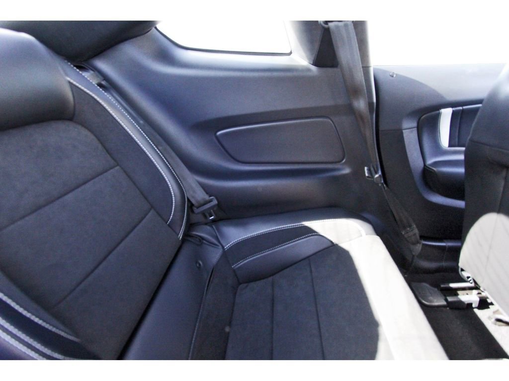 Used 2021 Ford Mustang Shelby GT500 w/ Technology Package image 11