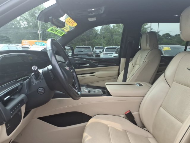 Used 2023 Cadillac Escalade ESV Premium Luxury AWD/4WD image 24