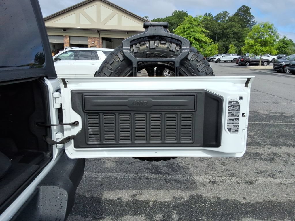 Used 2018 Jeep Wrangler Unlimited Sport AWD/4WD image 19