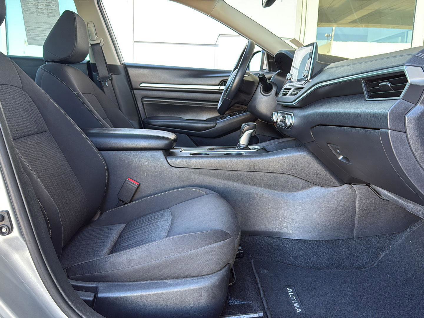 Used 2019 Nissan Altima 2.5 SV image 36