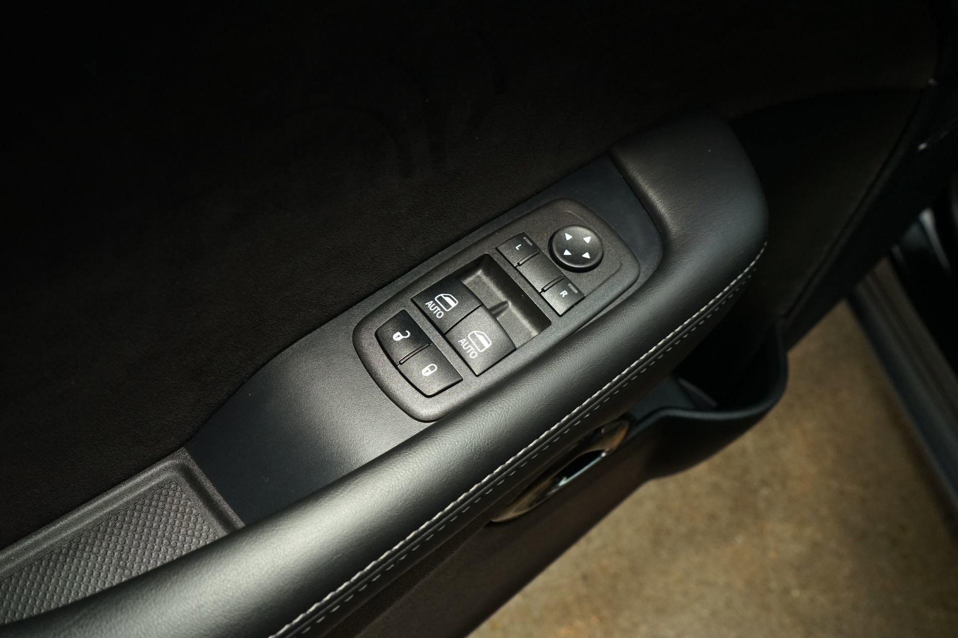 Used 2023 Dodge Challenger SRT Hellcat Redeye image 24