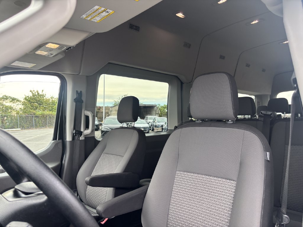 Used 2023 Ford Transit 350 XLT RWD image 21