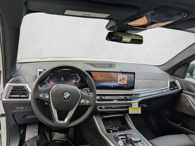 New 2026 BMW X5 xDrive50e AWD/4WD image 16