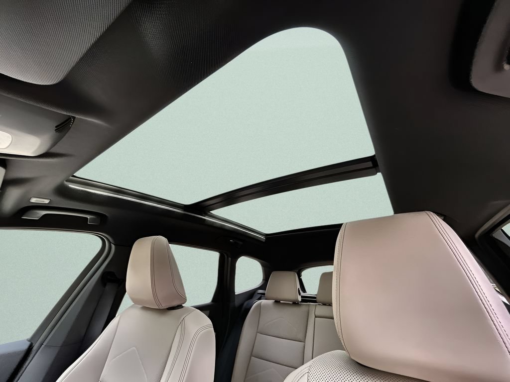 New 2025 BMW X1 xDrive28i w/ Technology Package AWD/4WD image 26