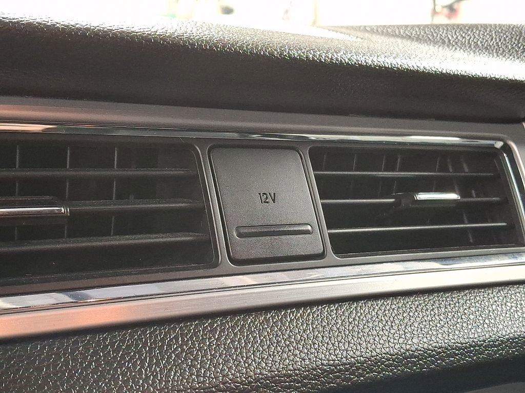 Used 2010 Ford Mustang GT image 23