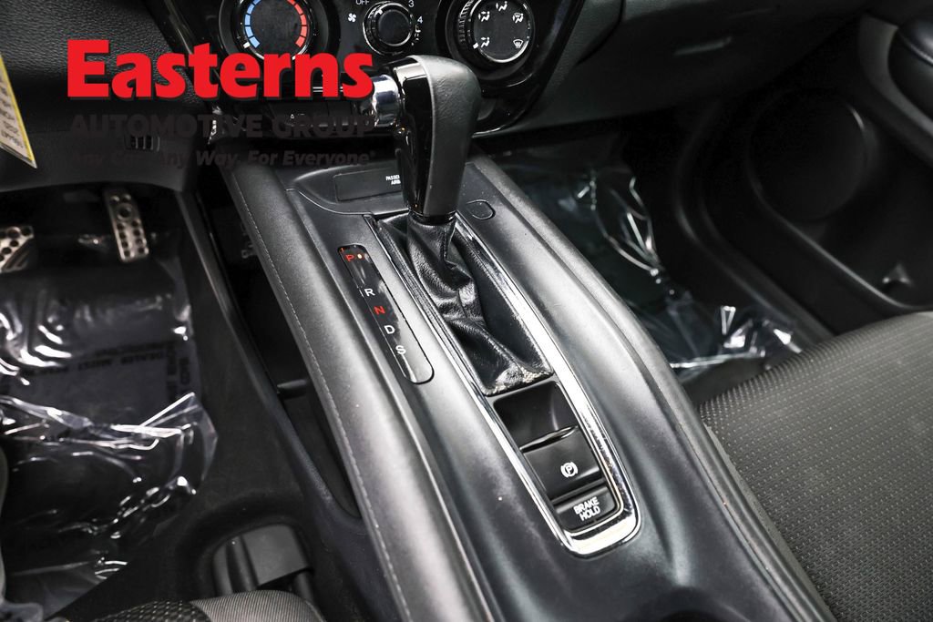 Used 2020 Honda HR-V Sport image 13