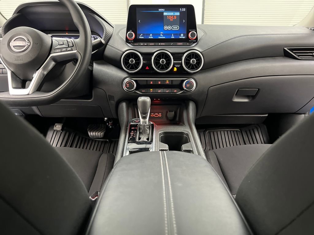 Used 2025 Nissan Sentra SV FWD image 32
