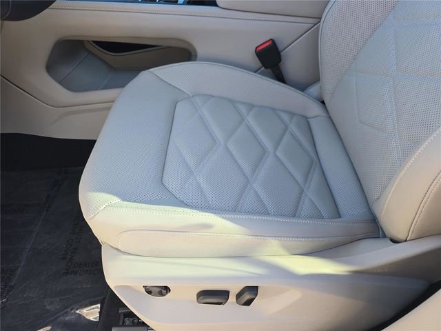 New 2026 Volkswagen Atlas SE image 16