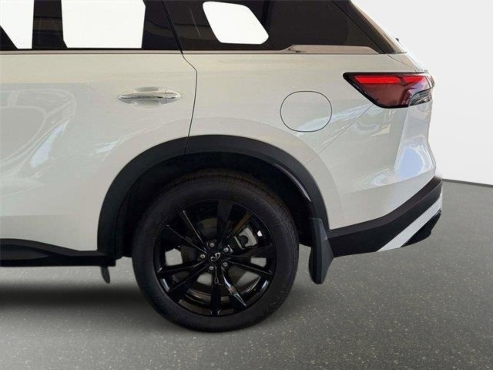 Used 2025 INFINITI QX60 Luxe image 18