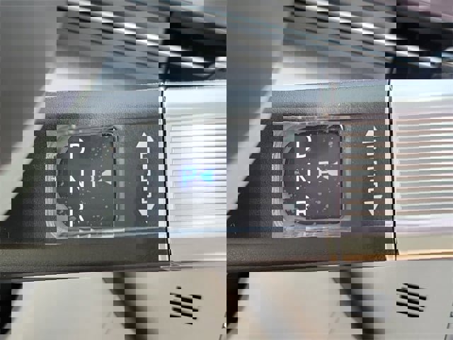 New 2026 Hyundai Kona SEL Premium image 8