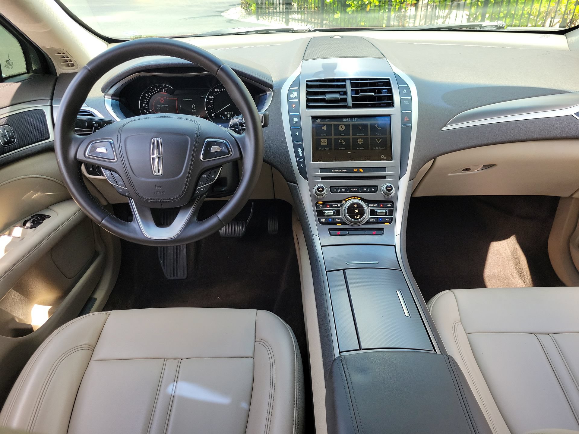Used 2018 Lincoln MKZ Premiere FWD image 15