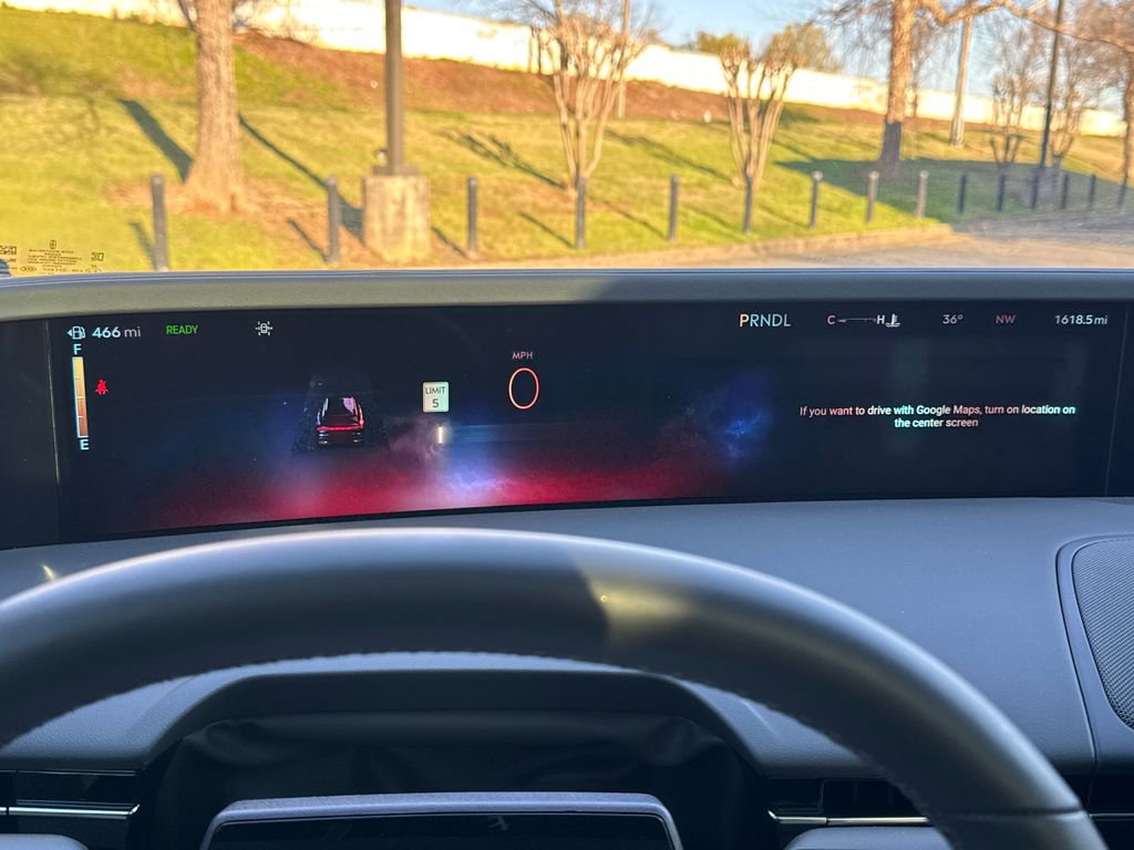 Used 2025 Lincoln Nautilus Reserve image 23