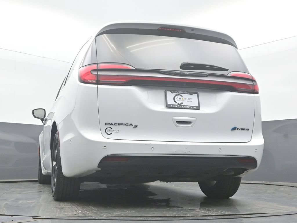 Used 2024 Chrysler Pacifica Limited FWD image 55