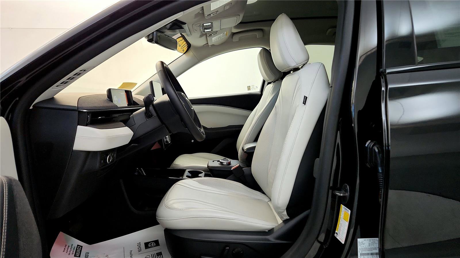 Used 2023 Ford Mustang Mach-E Premium image 35