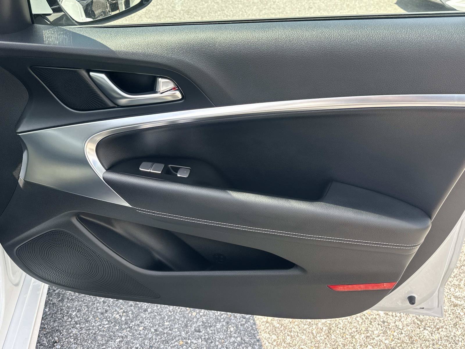Used 2026 Genesis G70 2.5T RWD image 39