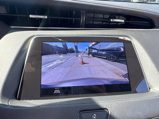Used 2022 Cadillac XT4 Luxury w/ Cold Weather Package AWD/4WD image 35