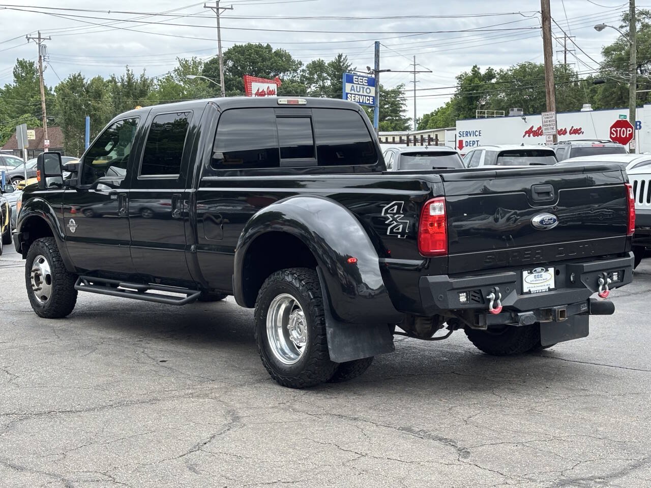 Used 2015 Ford F350 Lariat w/ Lariat Ultimate Package AWD/4WD image 6