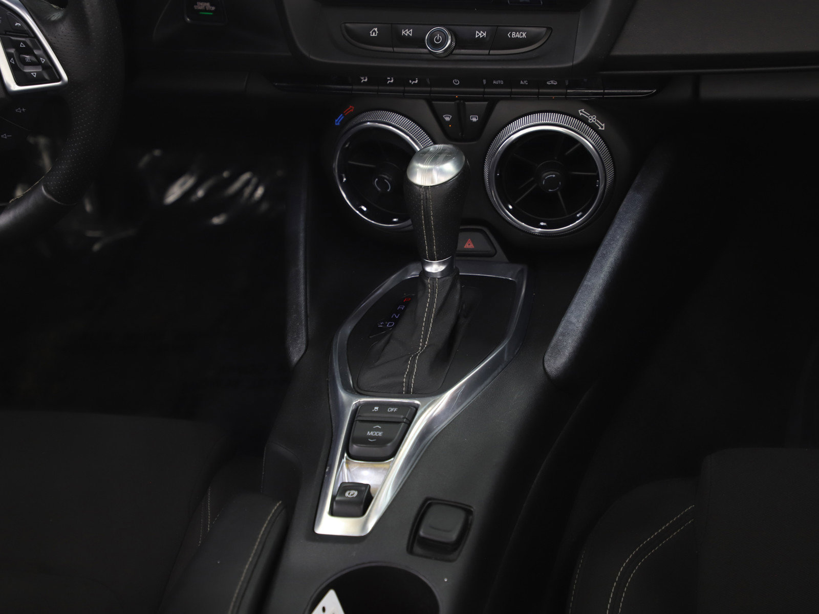 Used 2017 Chevrolet Camaro SS image 15