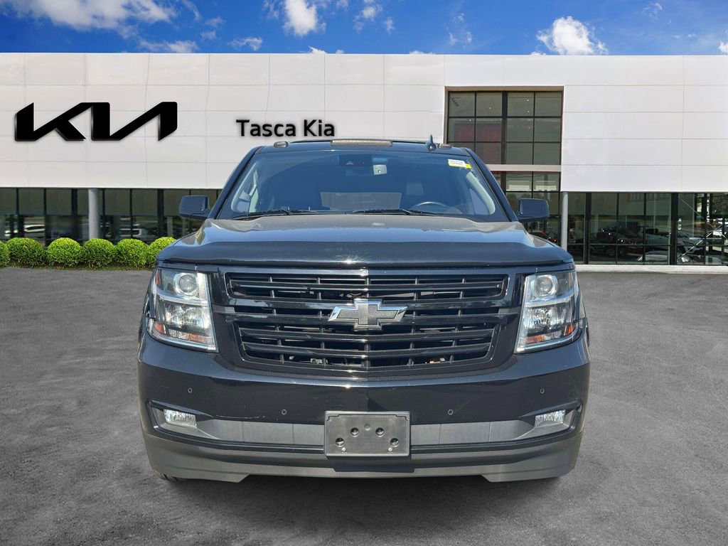 Used 2019 Chevrolet Suburban Premier AWD/4WD image 2