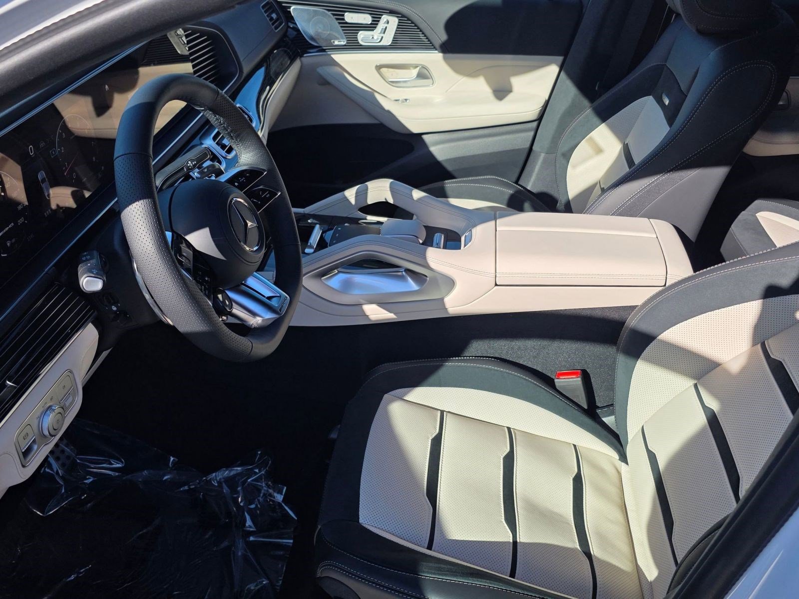 New 2026 Mercedes-Benz GLE 63 AMG S image 4