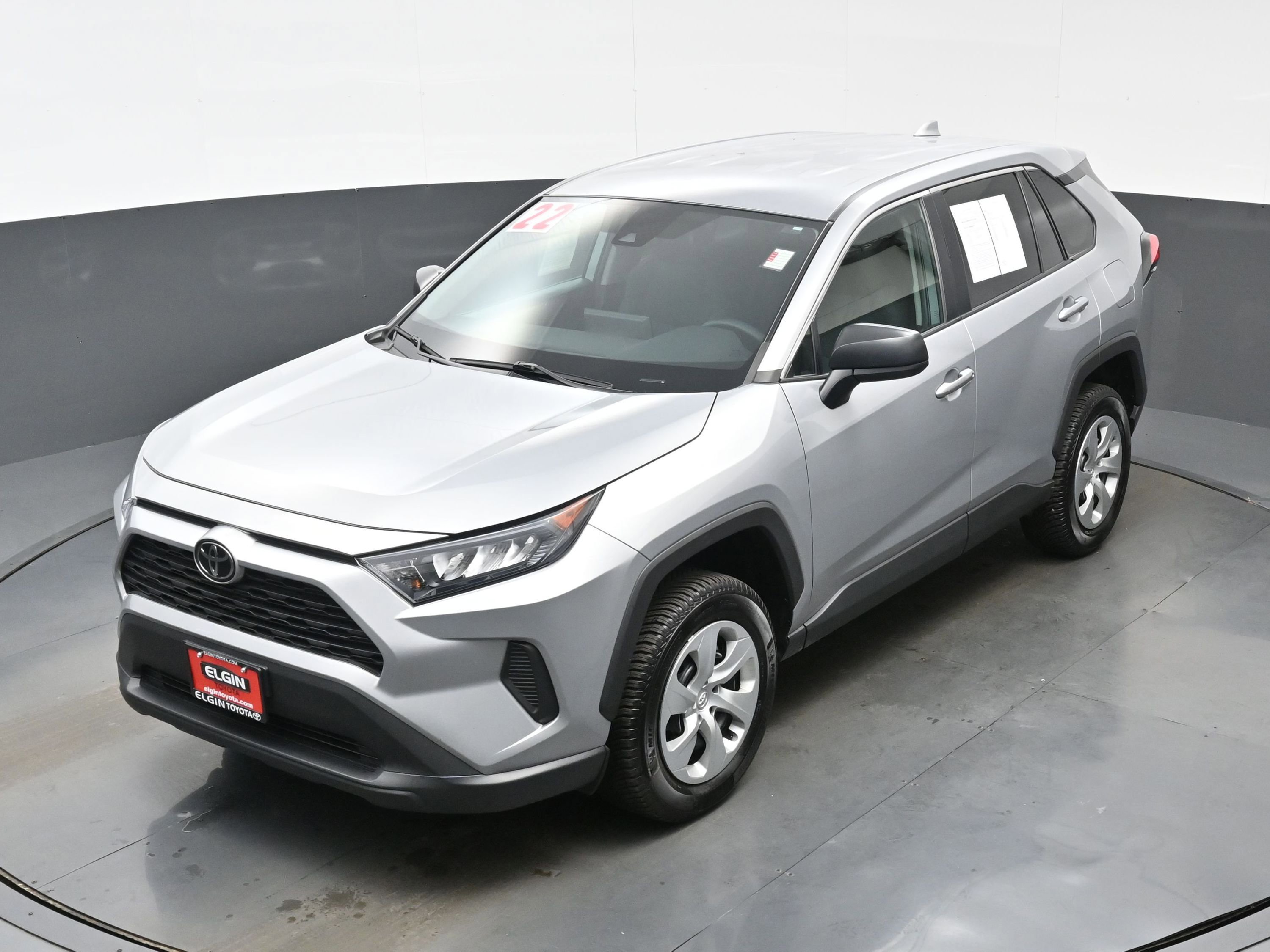 Used 2022 Toyota RAV4 LE AWD/4WD image 34