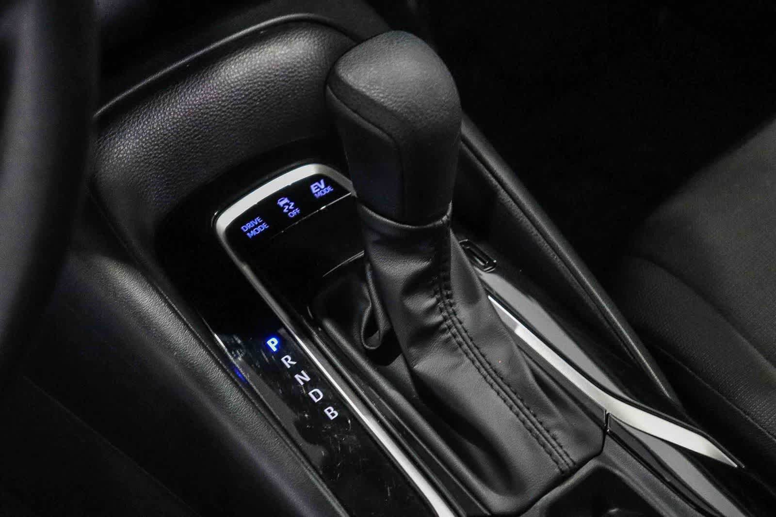 Used 2022 Toyota Corolla LE FWD image 19