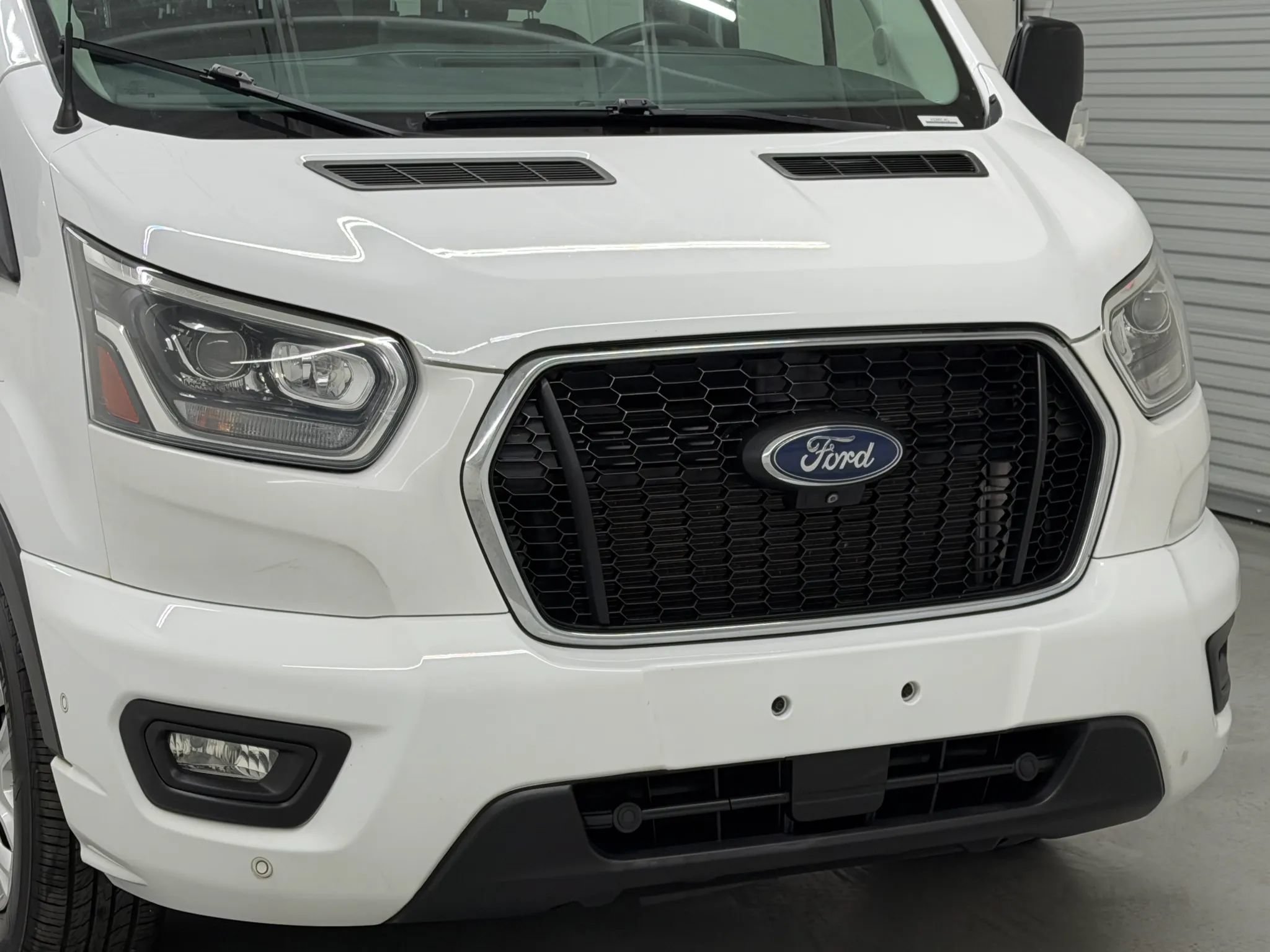 Used 2023 Ford Transit 350 XLT RWD image 42
