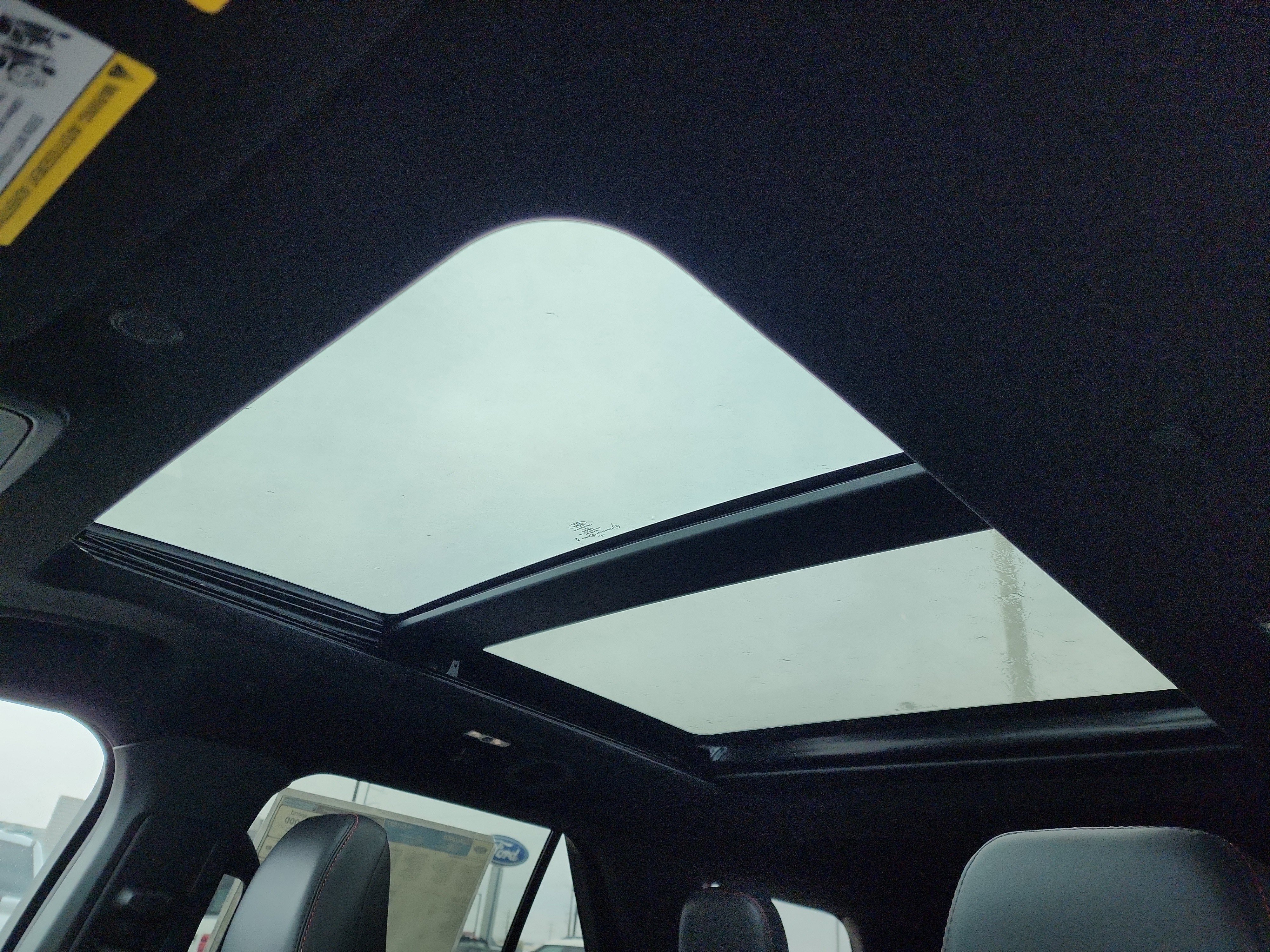 New 2025 Ford Explorer ST-Line w/ Premium Package image 17