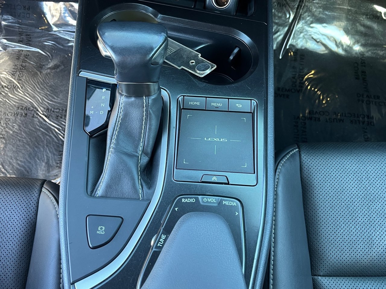 Used 2020 Lexus UX 200 w/ Premium Package FWD image 28