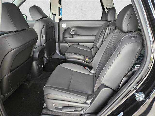 Certified 2026 Hyundai Palisade SEL FWD image 12