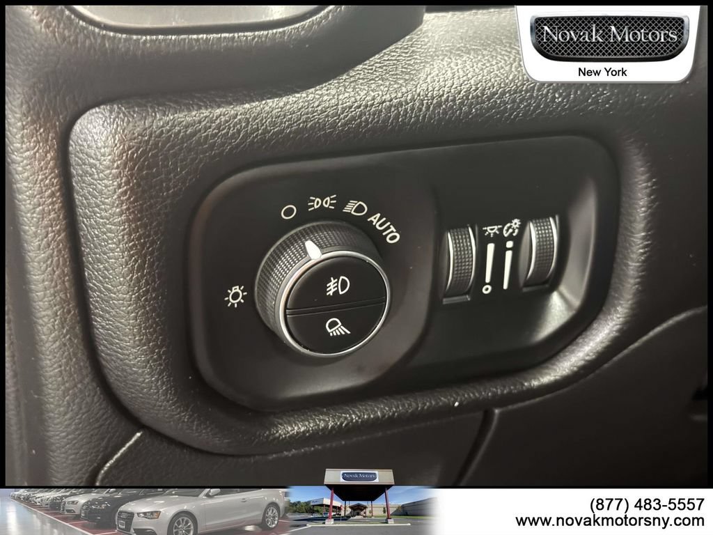 Used 2023 RAM 1500 Laramie AWD/4WD image 18