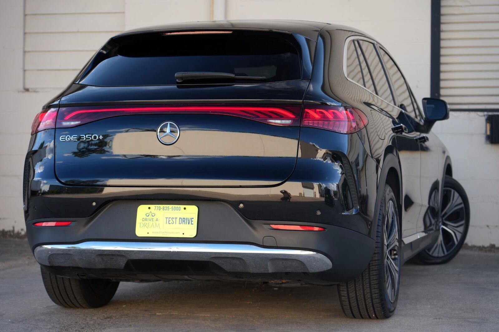 Used 2023 Mercedes-Benz EQE 350+ SUV w/ Exclusive Trim Package image 4