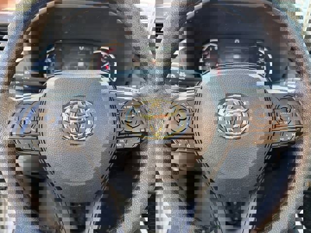 Used 2024 Toyota RAV4 XLE image 19