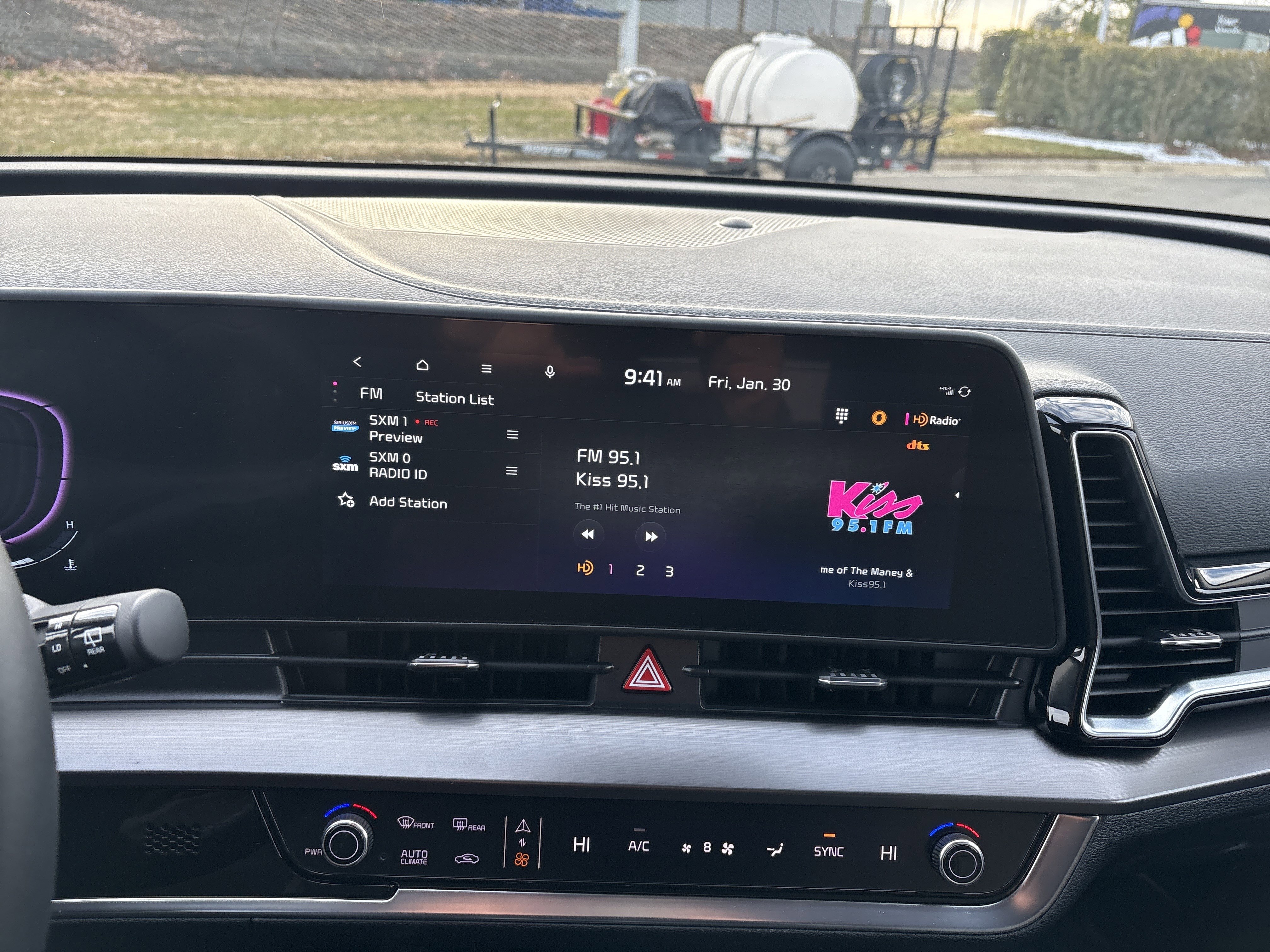 Used 2025 Kia Sportage EX image 25