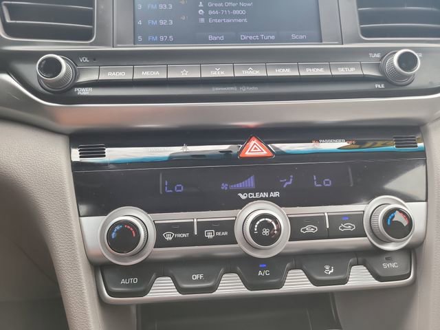 Used 2020 Hyundai Elantra SEL FWD image 22